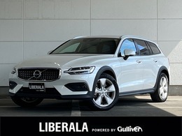 ボルボ V60クロスカントリー B5 AWD 4WD パワーシートPKG クライメートPKG ACC DTV