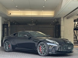 アストンマーティン DB12 4.0 デモカーアップ車両