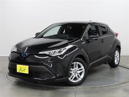 トヨタ C-HR ハイブリッド 1.8 S ワンオーナー　衝突被害軽減ブレーキ