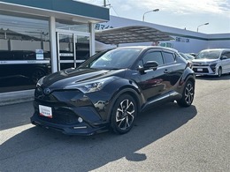 トヨタ C-HR ハイブリッド 1.8 G 