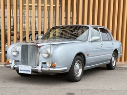光岡自動車 ガリューI デラックス 直6　2L　4速AT　FR　革席　14inホイール