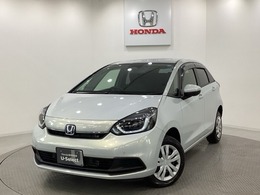 ホンダ フィット 1.5 e:HEV ホーム 4WD 