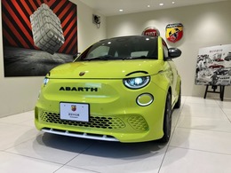 アバルト 500eカブリオレ ツーリズモ 新車保証継承　元試乗車