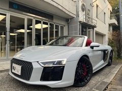 R8スパイダー