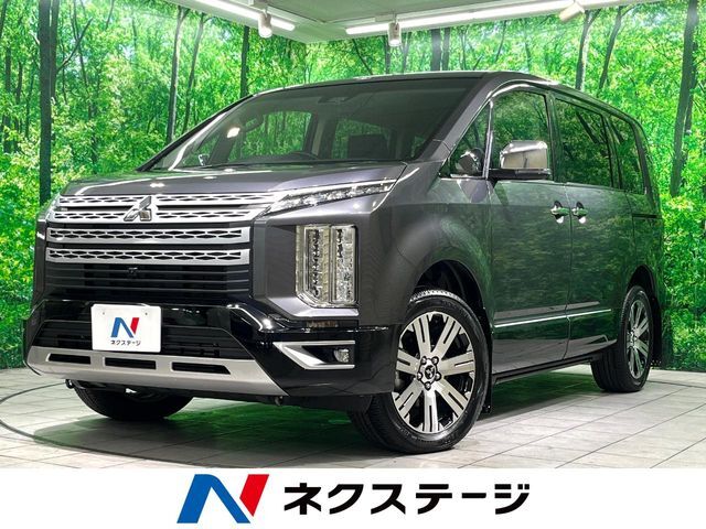 純正10インチナビ　後席モニター　電動サイドステップ　全周囲カメラ