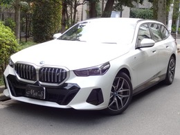 BMW i5ツーリング eドライブ40 Mスポーツ ヘッドUPディスプレイ