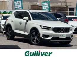 ボルボ XC40 T4 AWD インスクリプション 4WD 正規ディーラー車/ハーマンカードン/メーカ