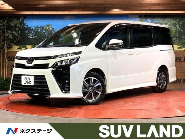 両側電動スライドドア　クルーズコントロール　トヨタセーフティセンス