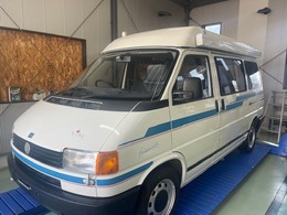 フォルクスワーゲン ヴァナゴン T4ポップアップルーフキャンピングカー 