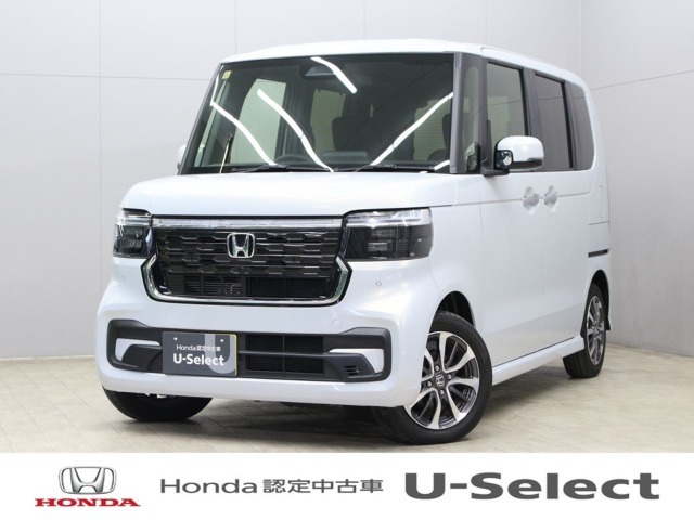 令和5年式　車検令和8年11月まで　走行距離7,216キロ　タイプ『スロープ』　ボディカラー『プレミアムサンライトホワイトパール』　660cc　4人乗り　修復歴無し