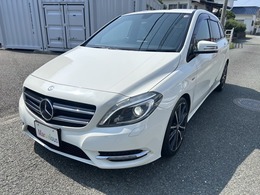メルセデス・ベンツ Bクラス B180 ブルーエフィシェンシー スポーツ ナイトパッケージ 純正ナビ/フルセグ　バックカメラ　ETC