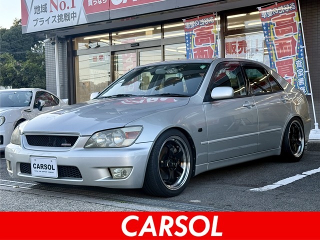 大人気のアルテッツァの6MTが入荷しました！お問い合わせはお早めに！