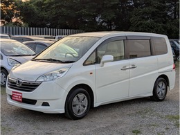 ホンダ ステップワゴン 2.0 G Lパッケージ 禁煙車　フローリング　バックカメラ
