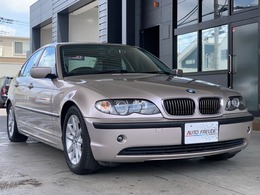 BMW 3シリーズ 320i スポーティダイヤモンド 限定車　61号車　黒革　サンルーフ