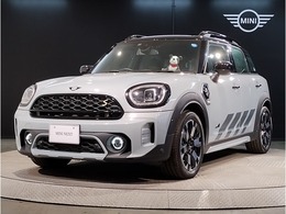 ミニ ミニクロスオーバー クーパー S E オール4 アンテイムド エディション 4WD グリーンレザーAppleCarplayシートヒーター