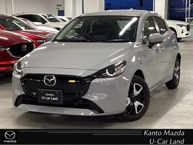MAZDA2では、魂動のテーマをコンパクトなボディに適応させるべく再構築♪大地を蹴って突き進んで行く様を体現した骨格と豊かな造形を追求しました♪