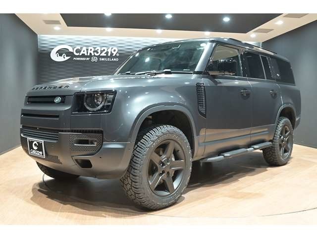存在感のある上品なビックサイズSUV☆ランドロ-バ-ディフェンダ- 130SE D300☆入庫致しました☆