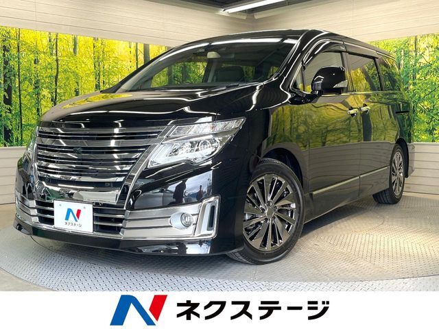 側電動ドア　メーカーナビ　後席モニター　全周囲カメラ　黒革シート