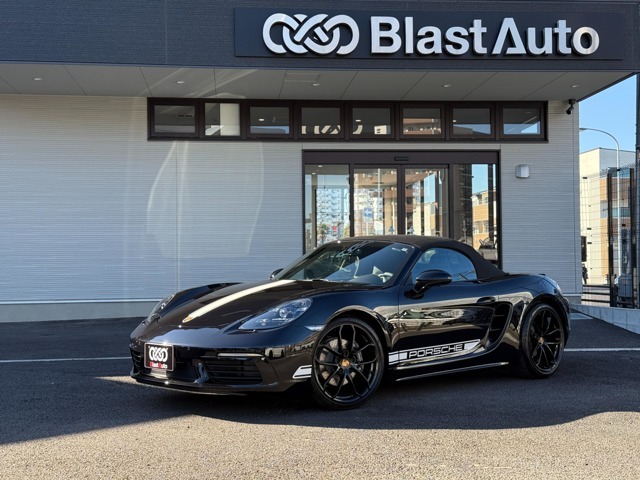 オプション多数の718ボクスターが入庫しました！