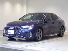 アウディ A3セダン 30 TFSI Sライン 正規ディーラー認定中古車　ワンオーナー