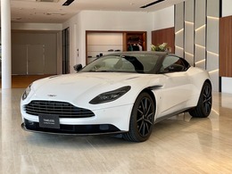 アストンマーティン DB11 W1 日本限定10台 Qコミッション　黒本革シート
