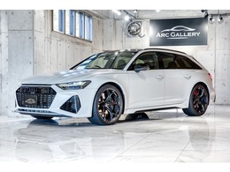 アウディ RS6アバント エアサスペンション装着車 4WD RSエキゾースト　パノラマサンルーフ