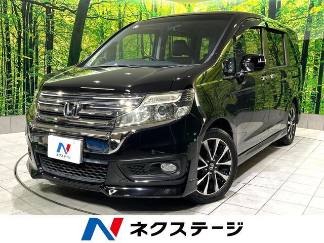 禁煙車　純正ナビ　フリップダウンモニター　バックカメラ
