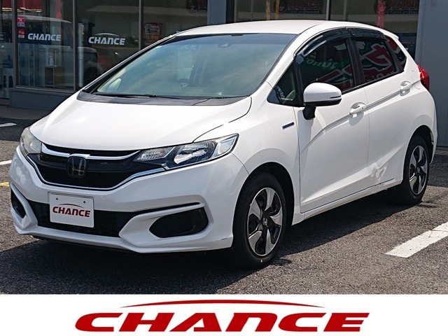 ☆おかげさまで！！☆　チャンスは年間販売台数3000台以上、車検台数も約6500台以上と多くの実績がございます！お客様への感謝の気持ちを忘れずに日々の営業活動に取り組んでいます。
