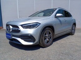 メルセデス・ベンツ GLAクラス GLA200 d 4マチック AMGライン ディーゼルターボ 4WD パノラマルーフ アンビエントライト 赤黒レ
