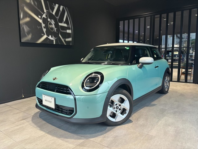 THE　NEW　　MINI　COOPER　C