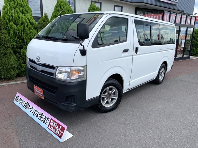 ★当店でクルマ買ったら、エンジンオイル交換が無料！（輸入車、特殊車両、ディーゼル車は除きます）★