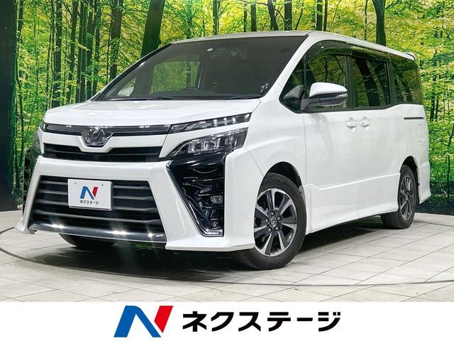 セーフティセンス　禁煙車　クルコン　LEDヘッドライト　スマートキー
