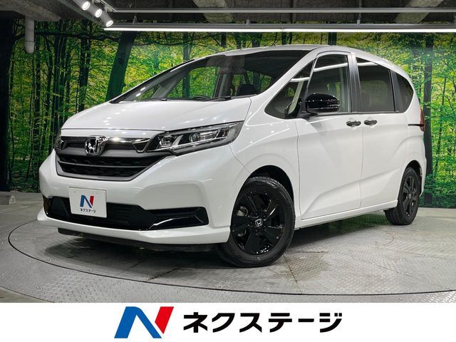 禁煙車　イクリプスナビ　バックカメラ　両側パワースライドドア