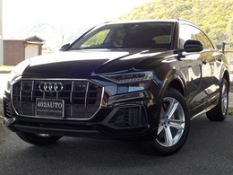 アウディ Q8 55 TFSI クワトロ デビューパッケージ Sライン 4WD ETC　バックカメラ