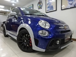 アバルト 695アンノデルトーロ 1.4 日本20台限定車