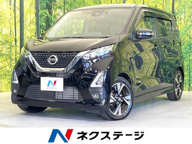 純正9型ナビ　全周囲カメラ　衝突軽減　禁煙車　ETC　ドラレコ