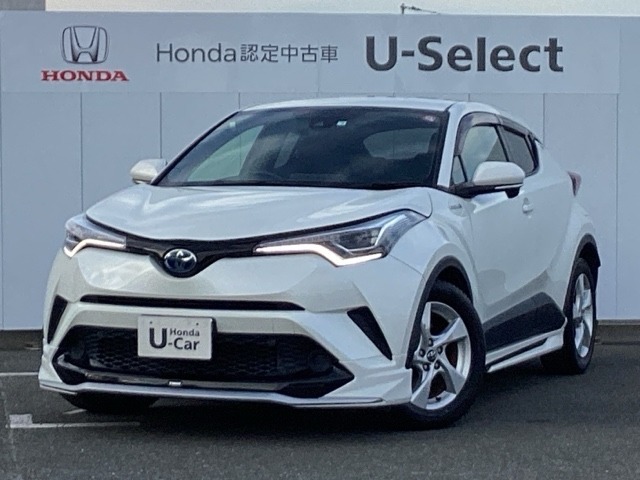 トヨタ　C-HR　SLEDパッケージです！メモリーナビ、衝突低減ブレーキ、リアカメラ、オートエアコン、本革ステア、LEDヘッド、純正17インチアルミホイール他、充実しています！