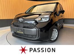 トヨタ シエンタ ハイブリッド 1.5 X 登録済未使用車　片側電動スライドドア　衝