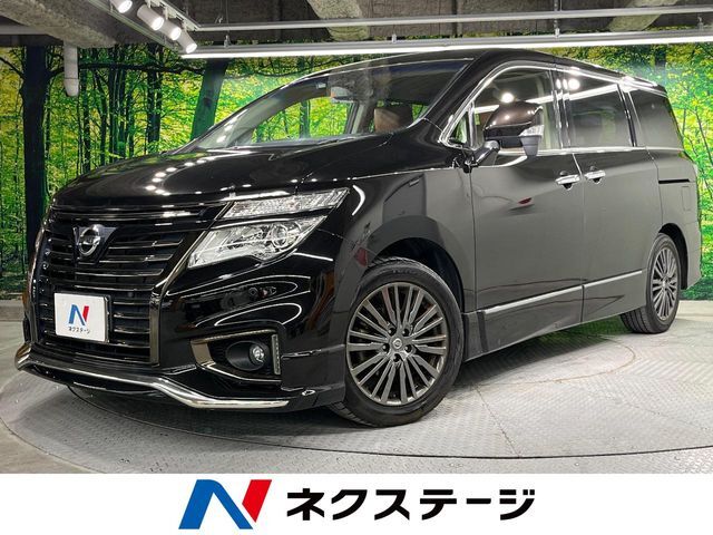 電動リアゲート　レザーシート　パワーシート　ドラレコ　コーナーセンサー