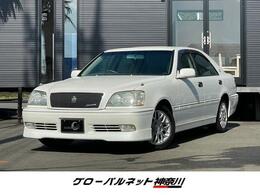 トヨタ クラウンアスリート 2.5 V HIDヘッドライト　純正メーカーナビ