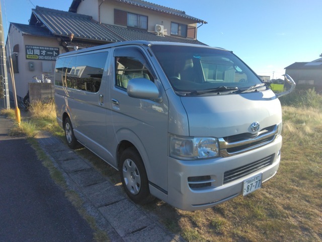ロング！最大積載量1250kg！3000c軽油ディーゼル！ターボ！純正ナビ！テレビ！バックモニター！ETC！車内外装きれい！