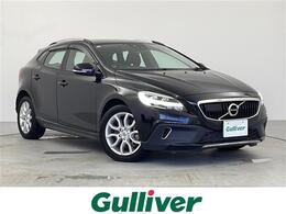ボルボ V40クロスカントリー D4 モメンタム ディーゼルターボ 純正ナビ クルコン レザーシート