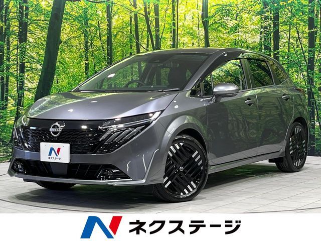 4WD　禁煙車　衝突軽減　純正9型ナビ　全周囲カメラ　Bluetooth