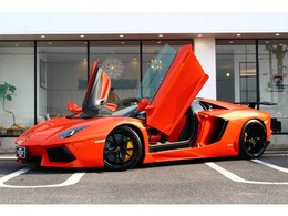 ランボルギーニ アヴェンタドールロードスター LP700-4 4WD 正規D車　Fリフト　リヤウィング　Qチュラ