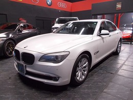 BMW 7シリーズ 740i ディーラー整備車両　整備記録簿10枚(2012