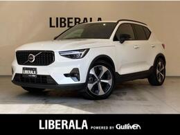 ボルボ XC40 アルティメット B4 AWD ダーク エディション 4WD 特別仕様車 スライディングサンルーフ 純正
