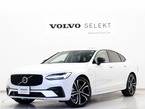 リチャージ アルティメット T8 AWD プラグイン ハイブリッド 4WD