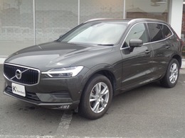 ボルボ XC60 D4 AWD モメンタム ディーゼルターボ 4WD 衝突軽減B BSM Fセグナビ 360°カメラ ETC