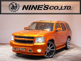 シボレー タホ LTZ キャンデイオレンジ　カスタムペイント