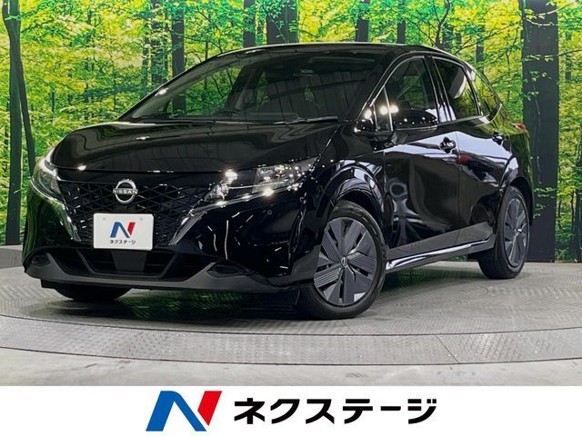 禁煙車　衝突軽減　SDナビ　リアカメラ　オートエアコン　オートハイビーム
